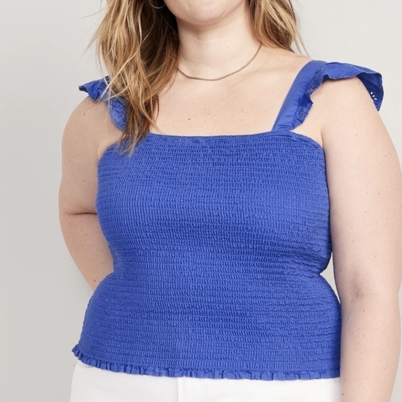 2X - Old Navy | Fitted Ruffle-Trim Smocked Cropped Top - Picture 3 of 5